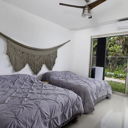 Angelina 28 Beachfront And Family Apartments - Modern And Relaxing Long Stays - 20 Min From Cancun Airport Puerto Morelos Exteriér fotografie