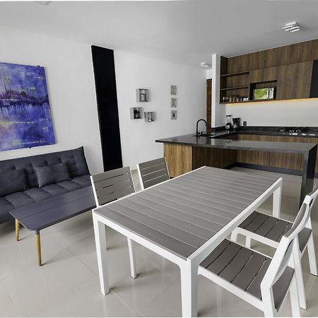 Angelina 28 Beachfront And Family Apartments - Modern And Relaxing Long Stays - 20 Min From Cancun Airport Puerto Morelos Exteriér fotografie