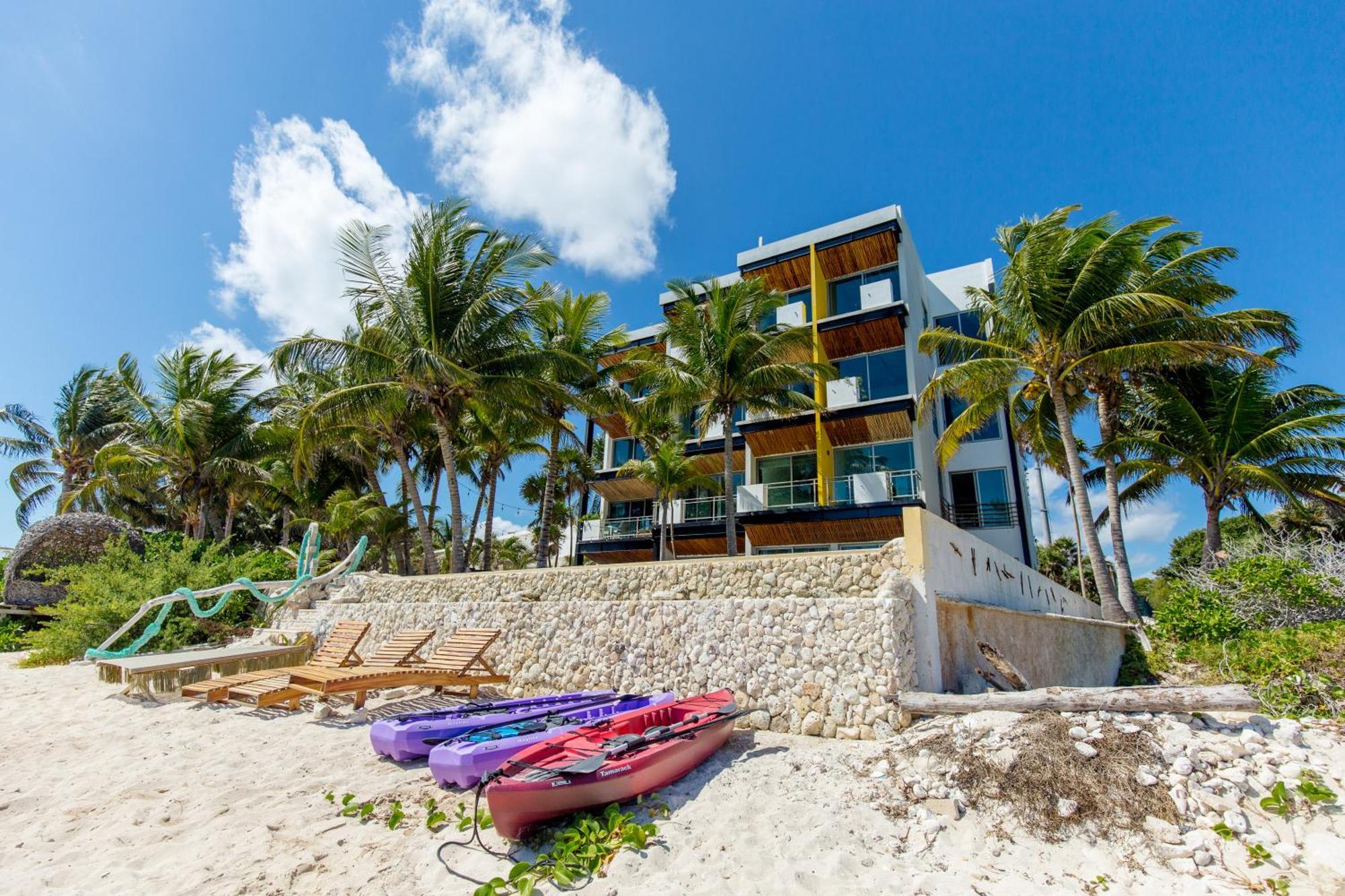 Angelina 28 Beachfront And Family Apartments - Modern And Relaxing Long Stays - 20 Min From Cancun Airport Puerto Morelos Exteriér fotografie