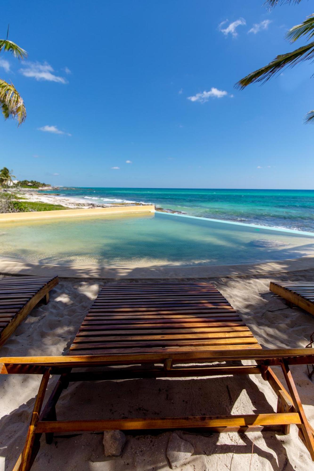 Angelina 28 Beachfront And Family Apartments - Modern And Relaxing Long Stays - 20 Min From Cancun Airport Puerto Morelos Exteriér fotografie
